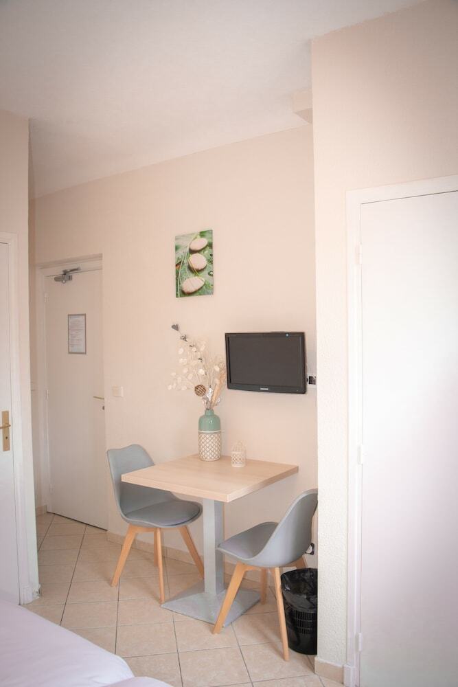 Hotel H�tel Reine D'azur