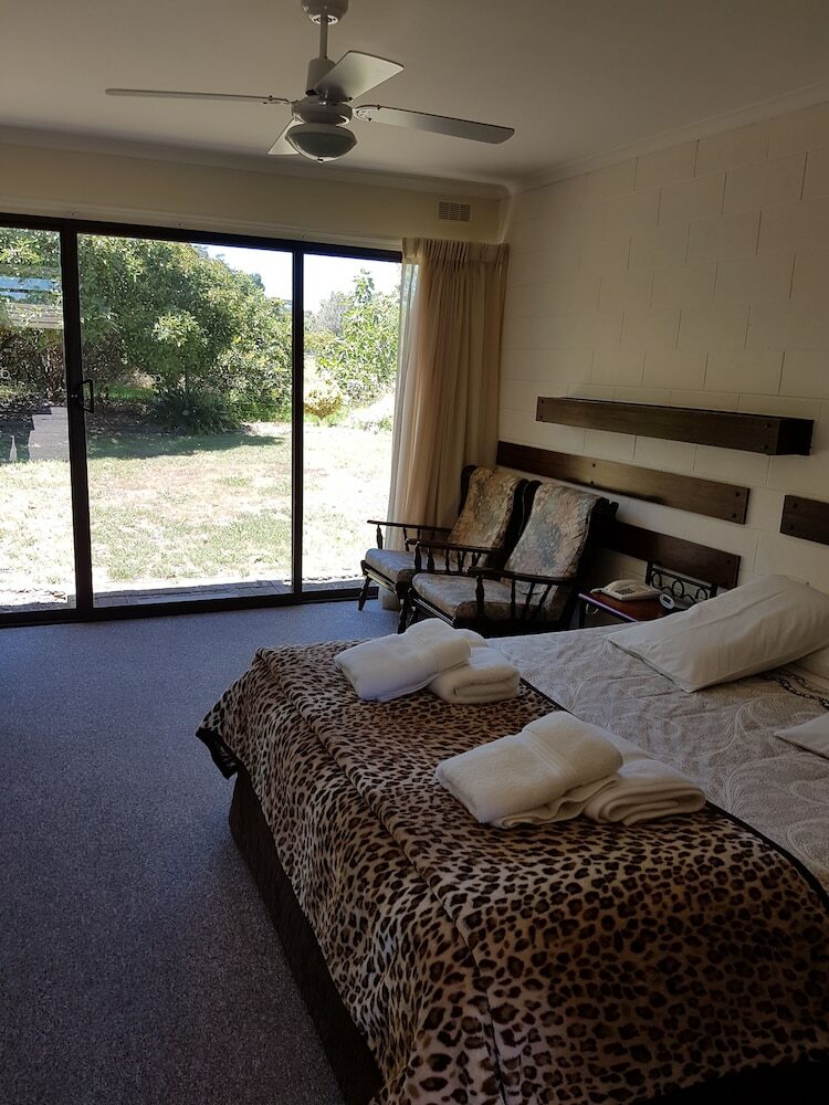 Toora Lodge Motel