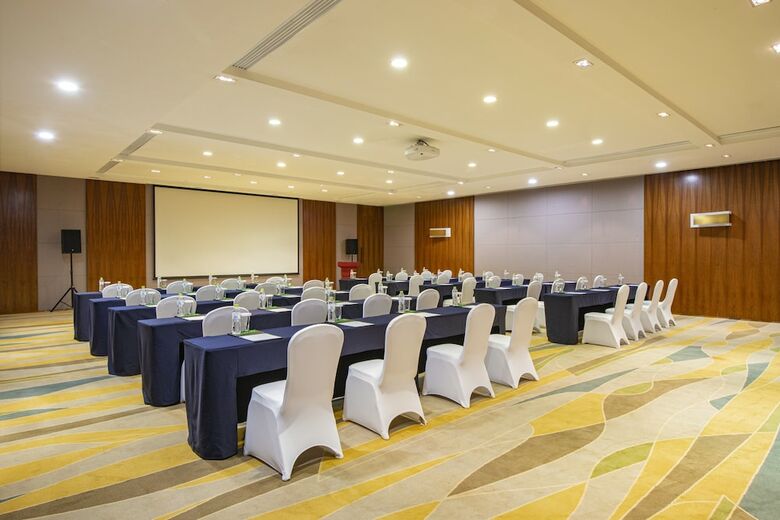 Hotel Holiday Inn Qingdao Expo