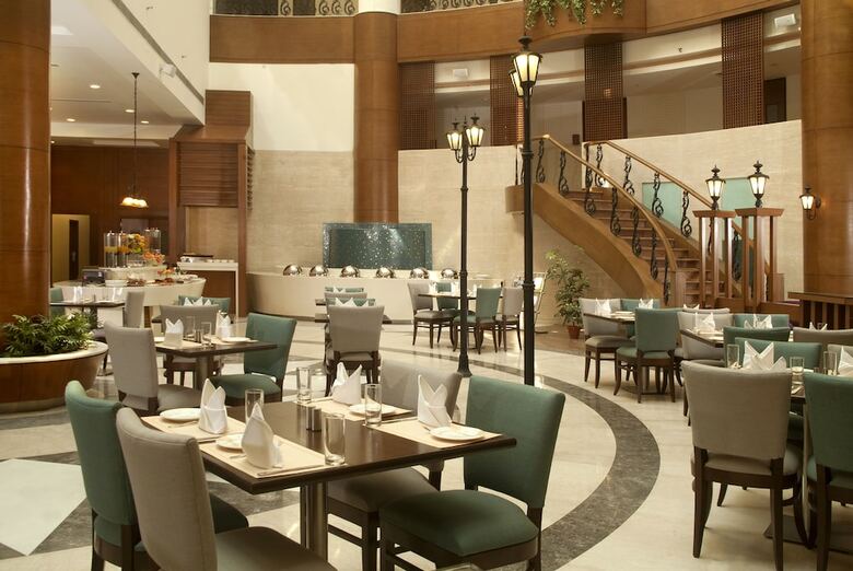 Hotel Savoy Suites, Greater Noida