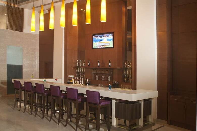 Hotel Savoy Suites, Greater Noida