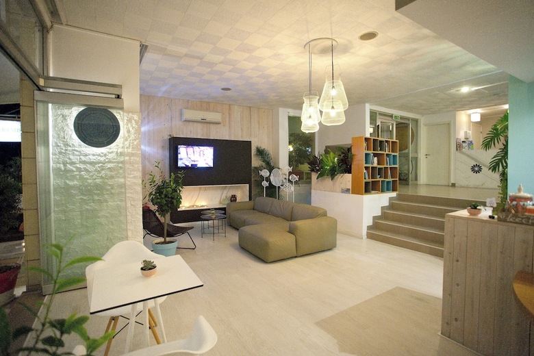 Costantiana Beach Hotel Apartments