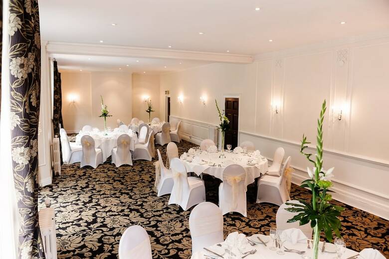 The Southcrest Manor Hotel