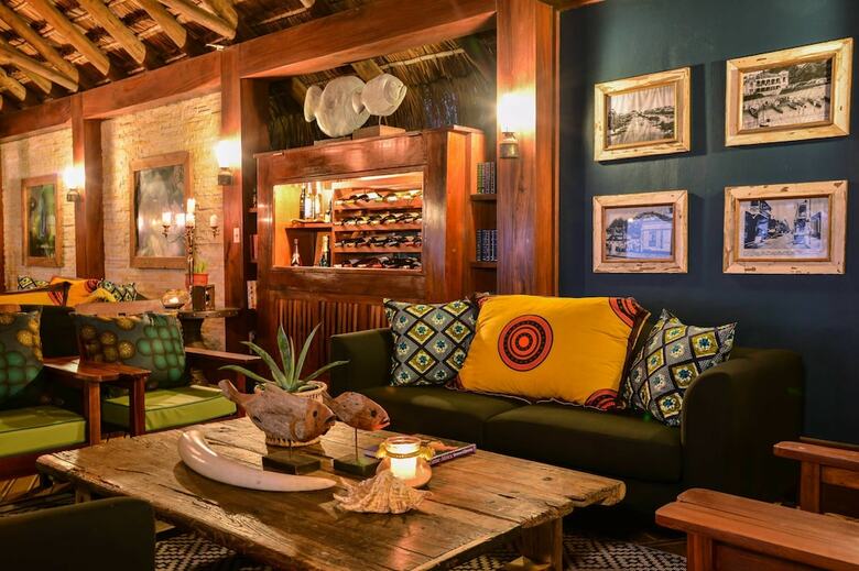 Posada Machangulo Beach Lodge