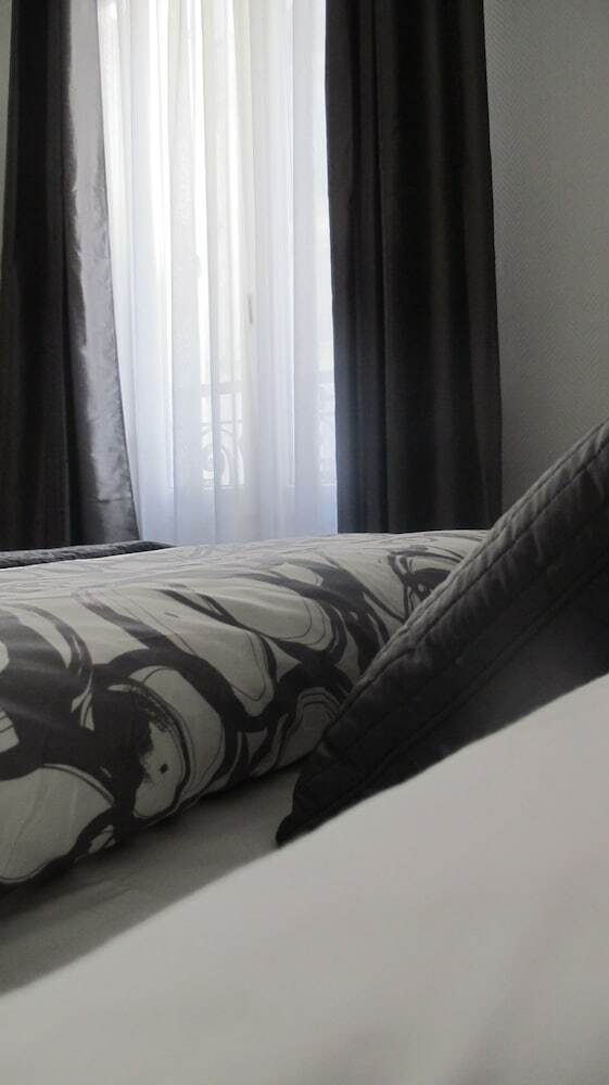 Hotel H�tel Cosy Monceau