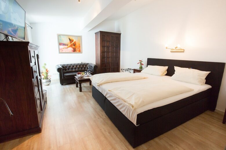 Hotel G�stehaus Schloss Engers