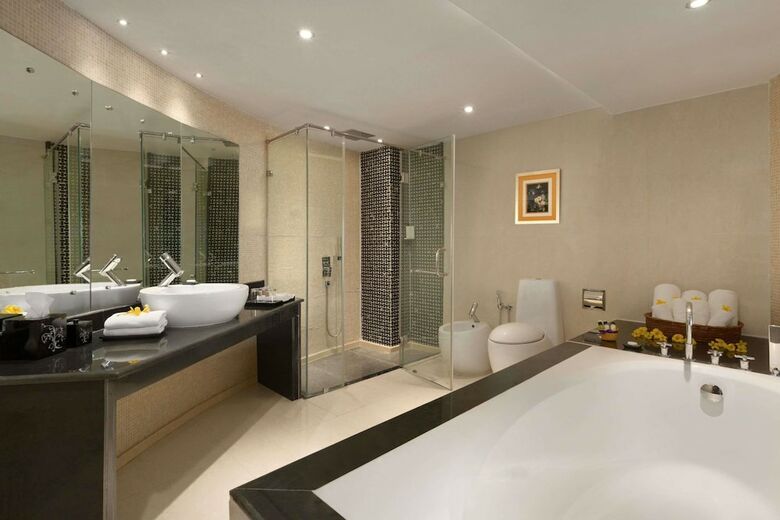 Hotel Ramada By Wyndham Alleppey