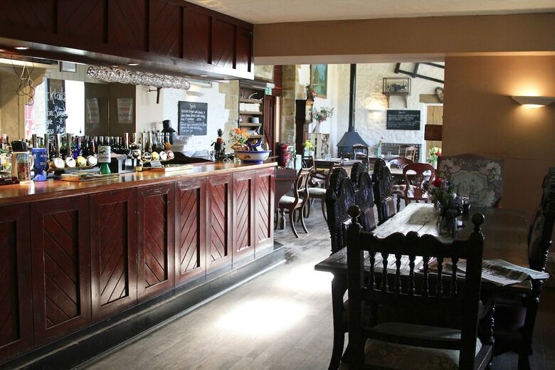 Haselbury Mill Hotel And Restaurant
