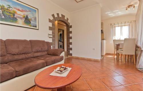 Holiday Home Gologoricki Dol 32
