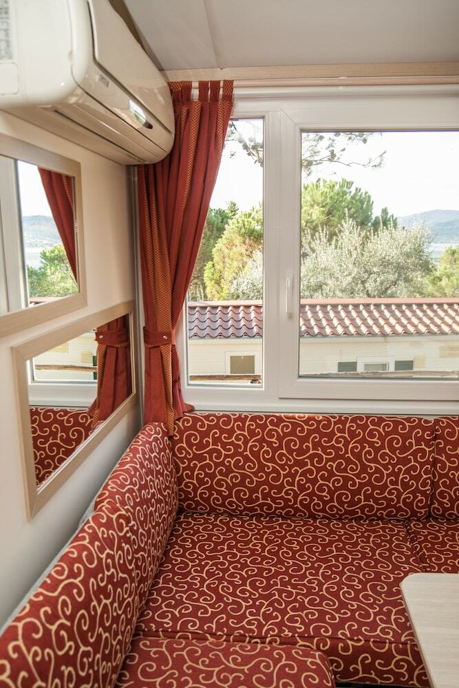 Camping Villaggio Cerquestra