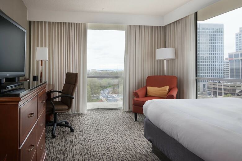Hotel Key Bridge Marriott