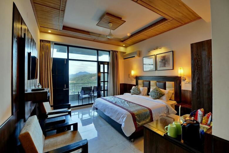 Hotel Kasauli Exotica