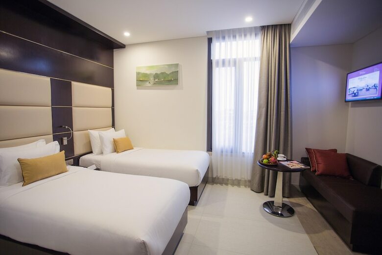 Holiday Beach Danang Hotel & Resort