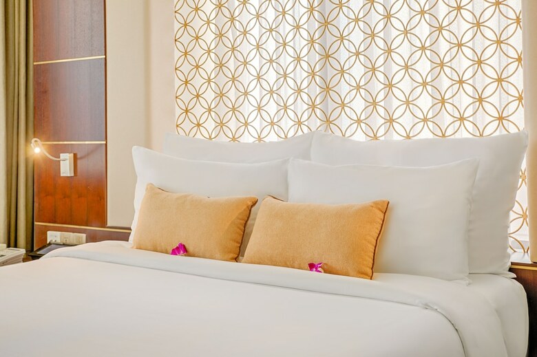 Holiday Beach Danang Hotel & Resort