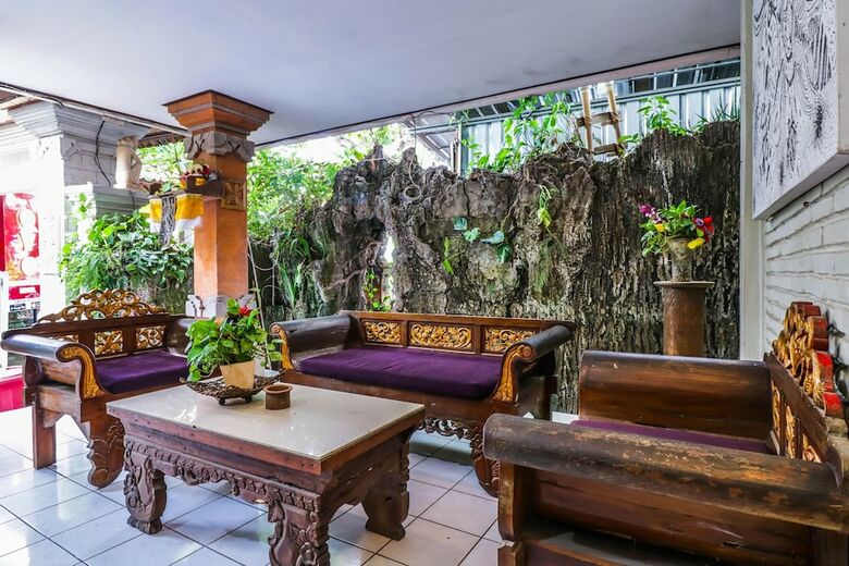 Oyo 1930 Ananda Beach Hotel