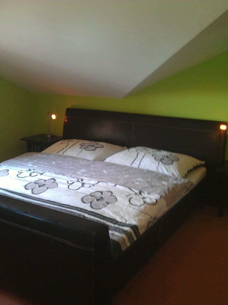 Hotel Penzion Laura