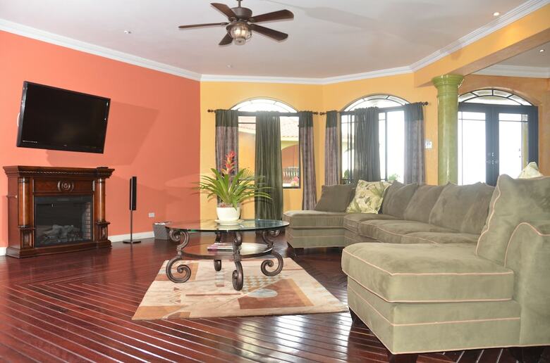 Milbrooks Villa And Retreat