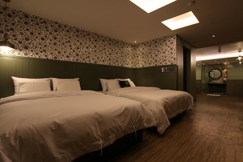 Lin Hotel