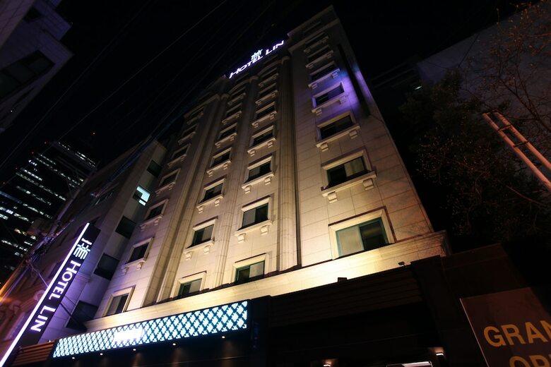 Lin Hotel