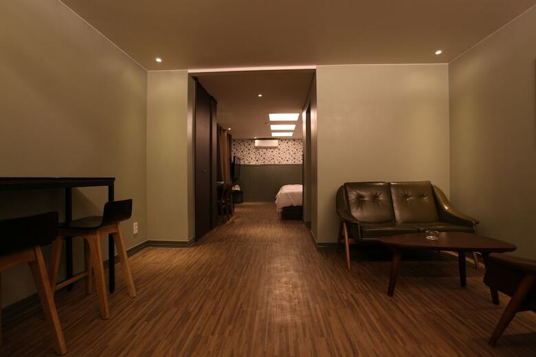 Lin Hotel