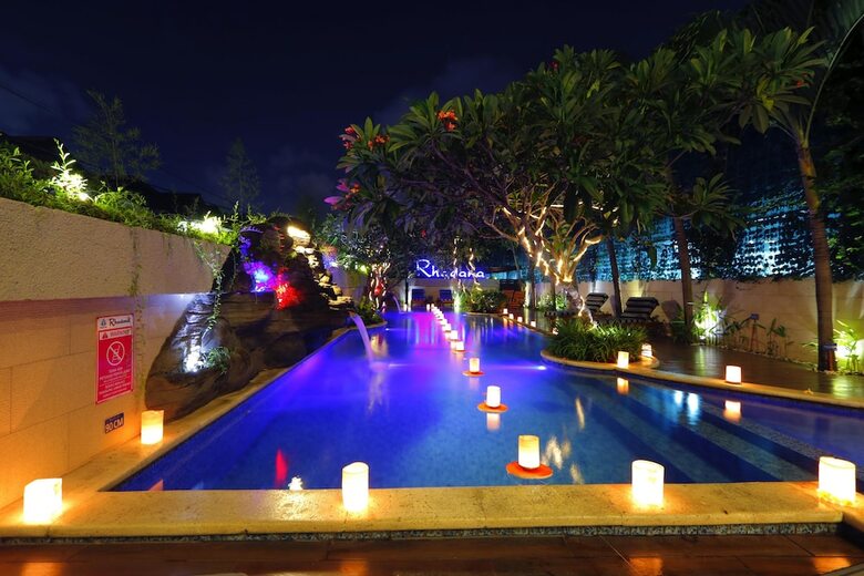 Hotel The Rhadana Kuta Bali