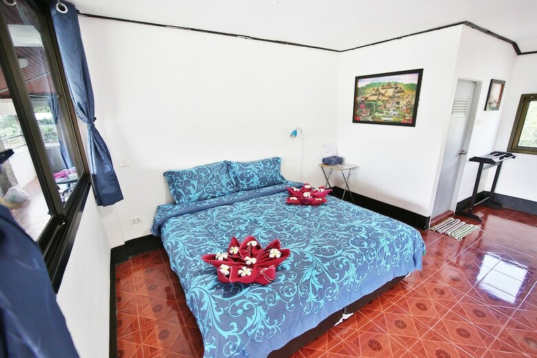 Lotus Friendly Hotel