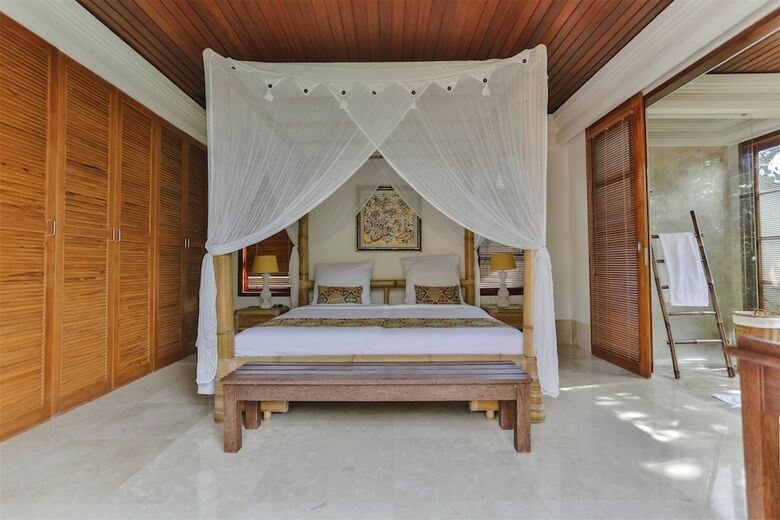 Jimbaran Beach Villas By Nakula