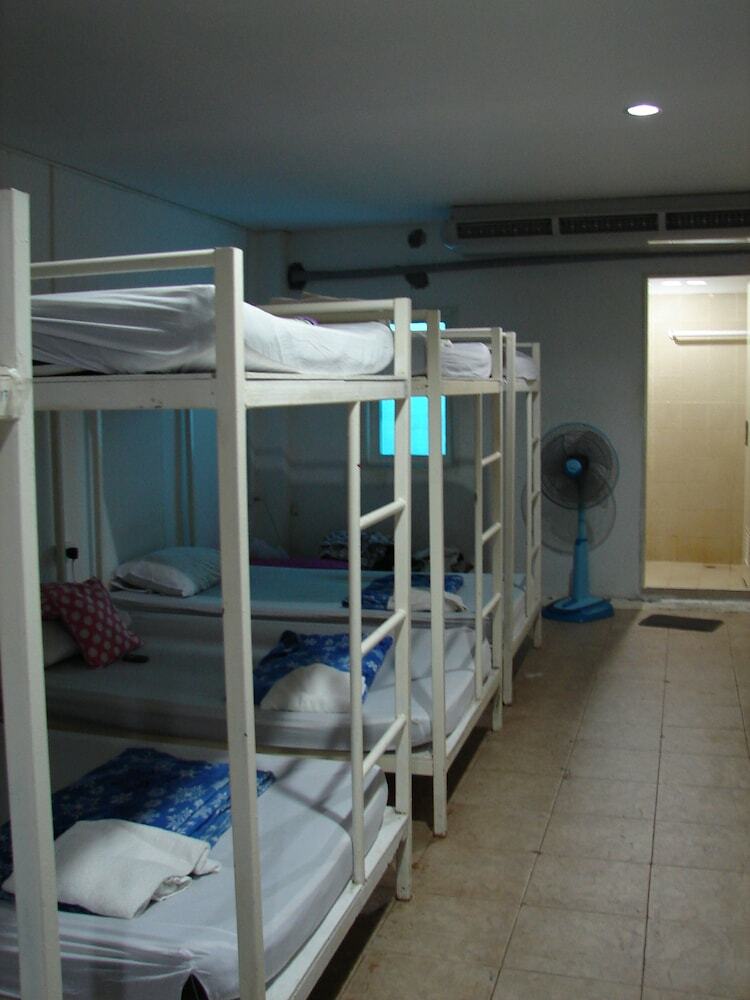 Hostal Lucky House Dorm Room