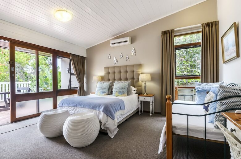 Bed & Breakfast Admiral's Lodge Guest House B & B