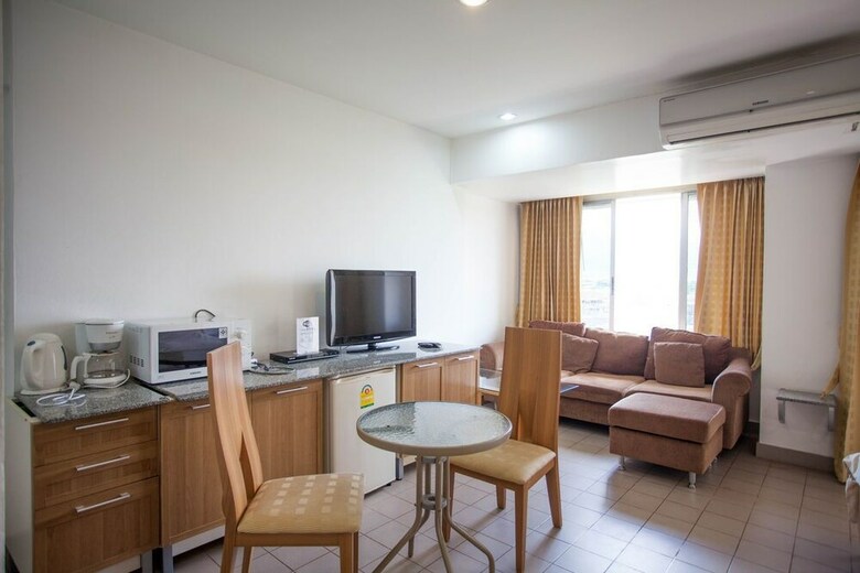 Apartamentos Galare Thong Tower