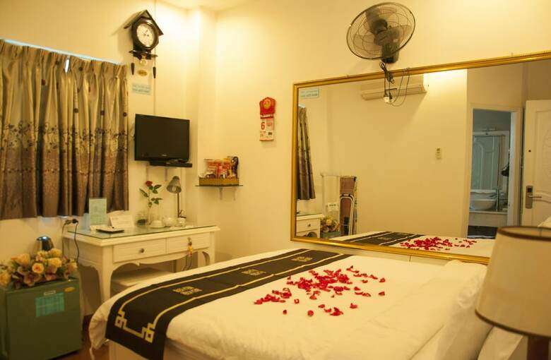 A25 Hotel De Tham
