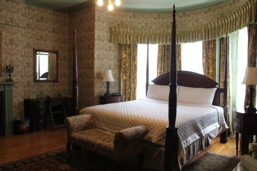 Bed & Breakfast Fairholm Boutique Inns
