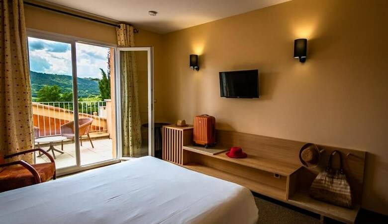 Hotel H�tel Les Restanques de Moustiers