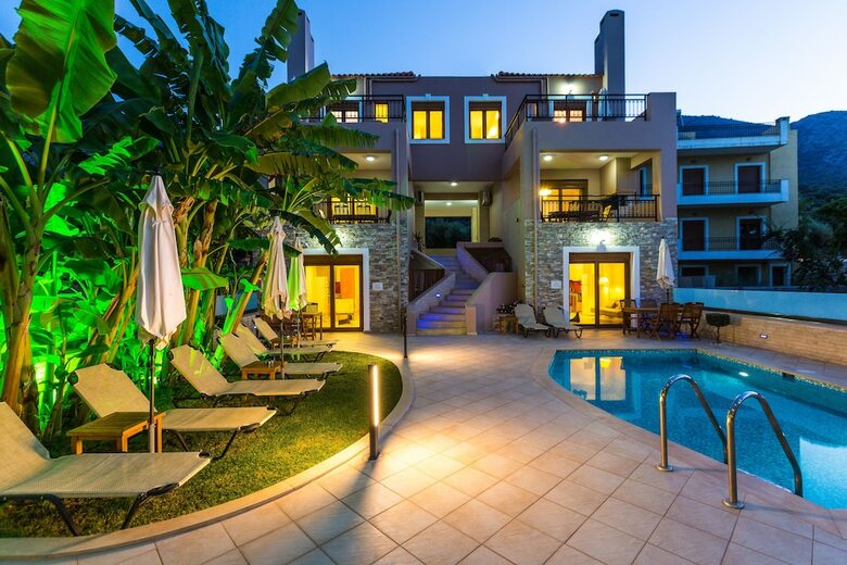 Aparthotel Pantheon Villas & Suites
