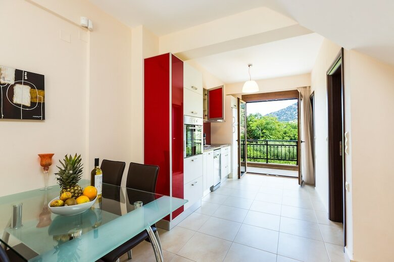 Aparthotel Pantheon Villas & Suites