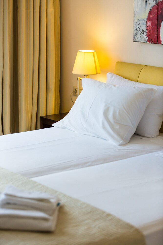 Aparthotel Pantheon Villas & Suites