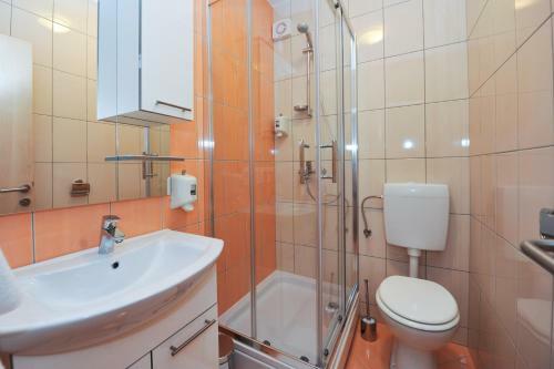 Aparthotel Lastura