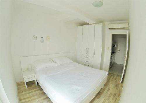 Apartments Barbati