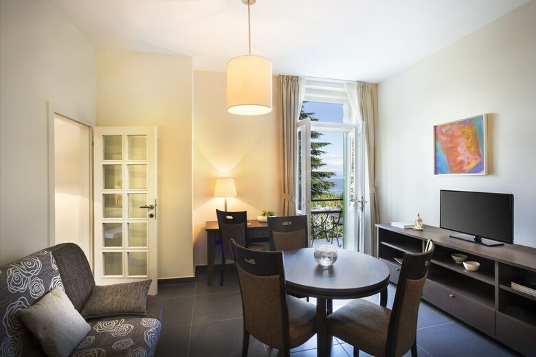 Apartamentos Remisens Villa Elsa