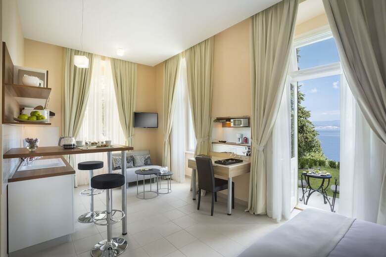 Apartamentos Remisens Villa Atlanta