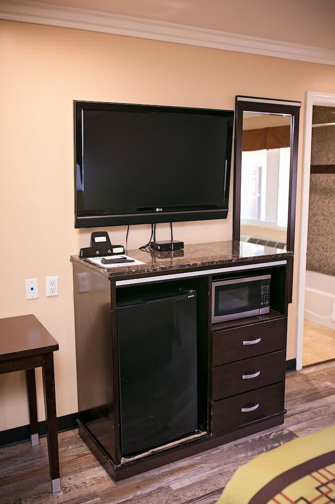 Motel Rodeway Inn & Suites