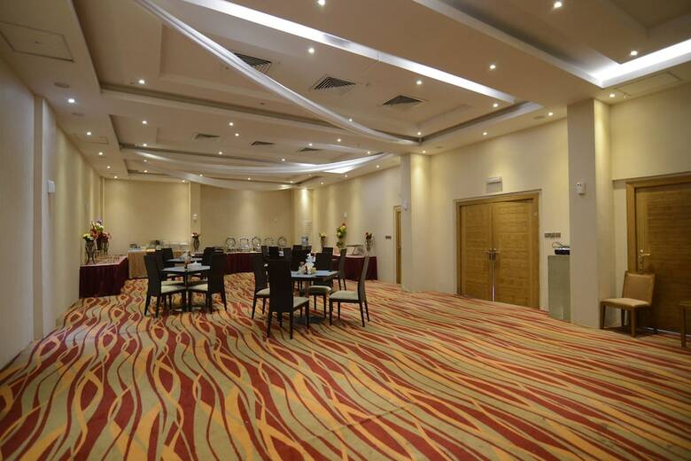 City Center Hotel