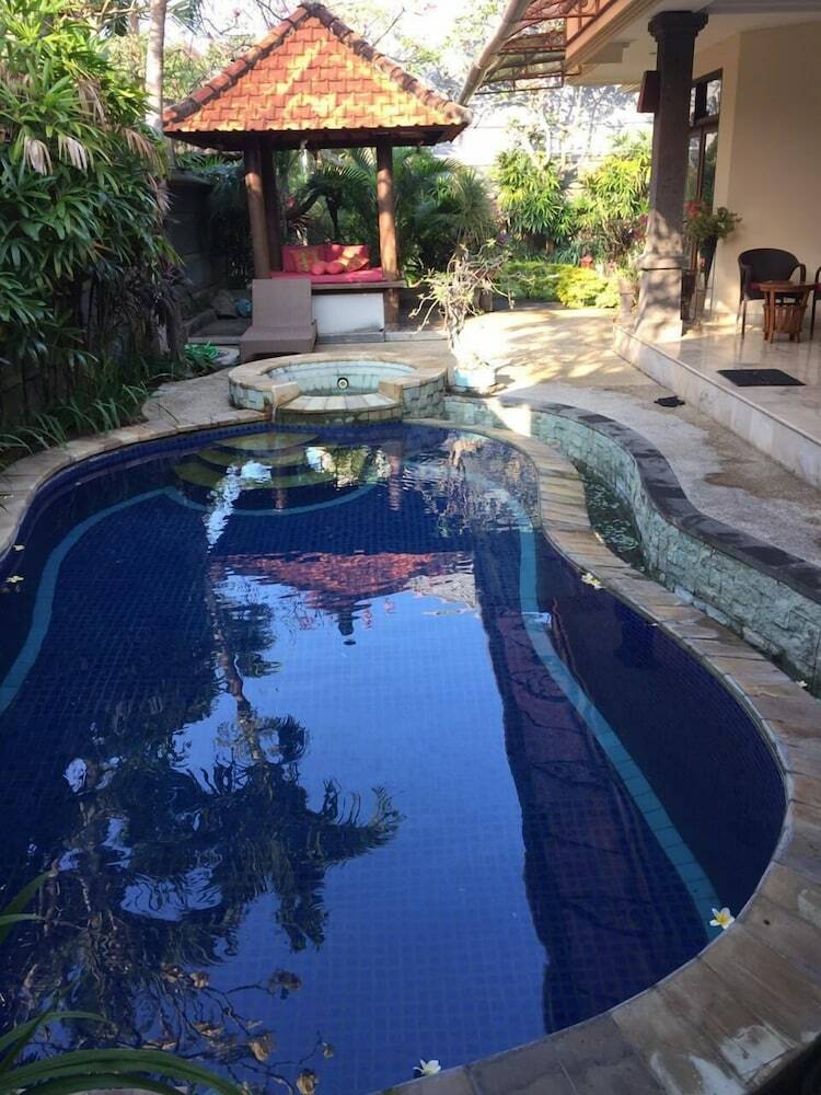 Intan Mutiara Sanur Beach Villa