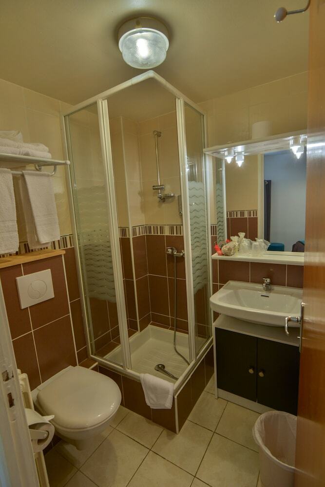 Hotel H�tel La Mayt