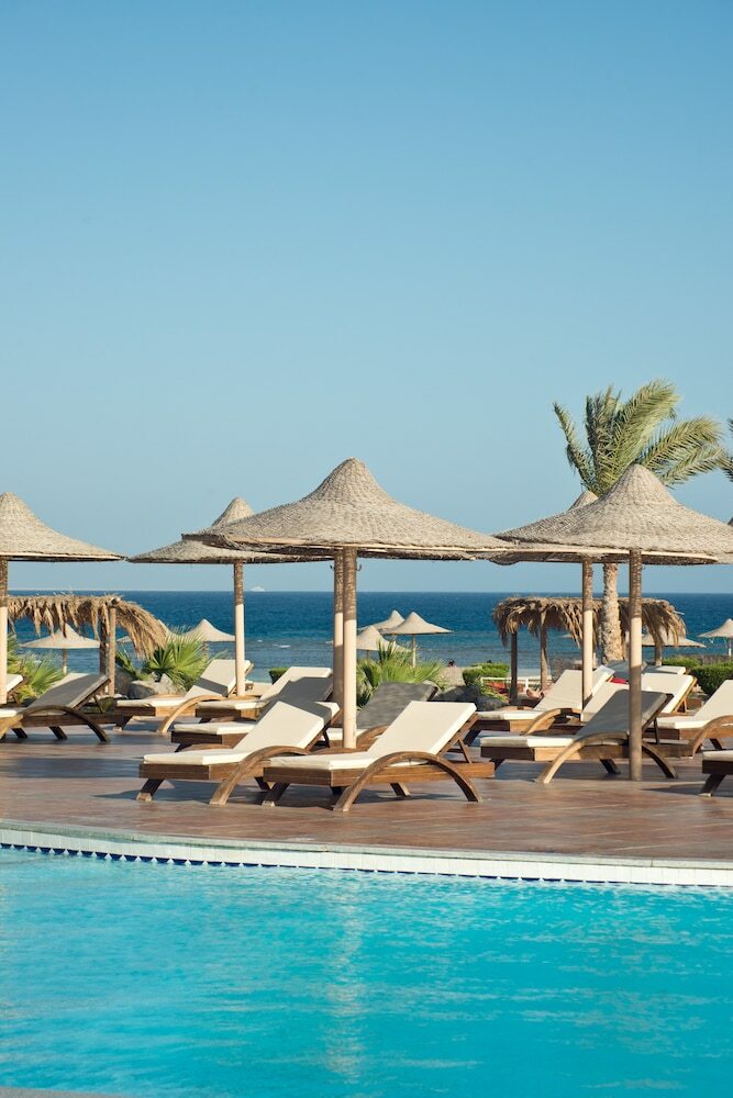 Hotel Shams Alam Beach Resort
