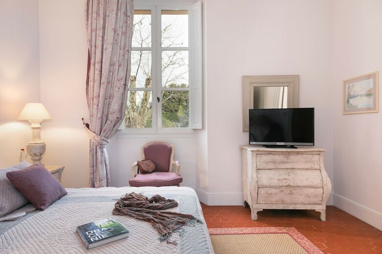 Villa Ch�teau Des Demoiselles