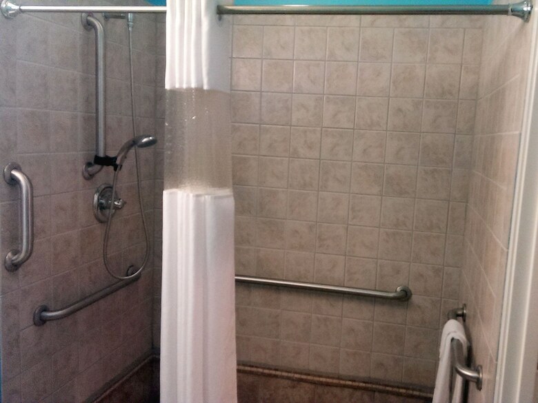 Hotel Three Rivers Inn & Suites