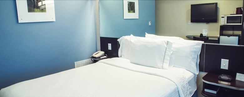 Hotel Three Rivers Inn & Suites