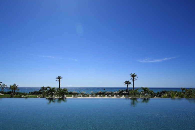 Hotel Monterey Okinawa Spa & Resort