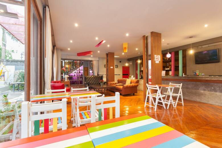 Oyo 292 The Oddy Hip Hotel